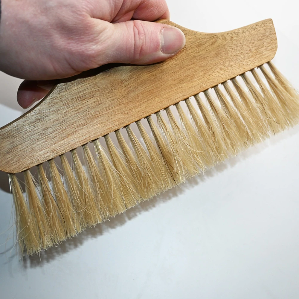 Smetáček k ometení včel - Bee Brush - přírodní - DE